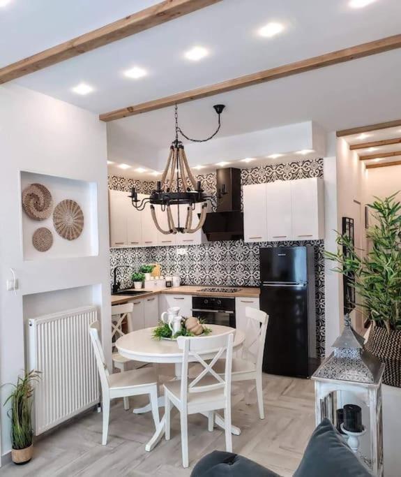 Old Town Luxe Suite W 100Mbps Tesalonika Bagian luar foto